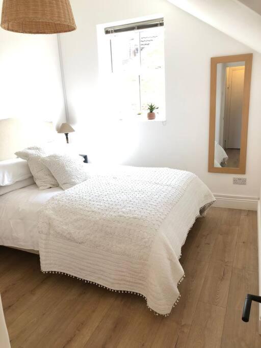 A Perfectly Located Bright, Modern ,Victorian Flat Apartment Royal Tunbridge Wells Luaran gambar